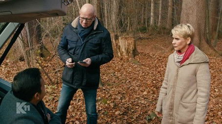 The red light (2020) - Episode 78 poster and promotional image