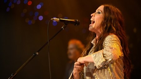 Alanis Morissette (2024) - Episode 12 poster and promotional image
