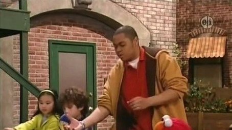 Chris Teaches Elmo How to Bowl (2007) - Episode 22 poster and promotional image
