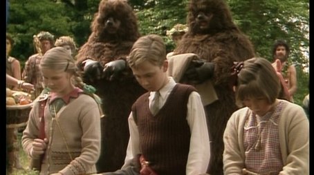 The Lion, the Witch and the Wardrobe (5) (1988) - Episode 5 poster and promotional image