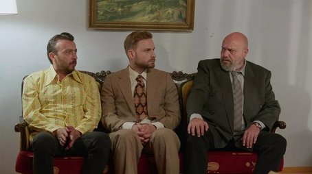 Mecnun'lu Geçmiş Zaman (2023) - Episode 1 poster and promotional image