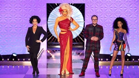 RuPaul;s Drag Race UK35