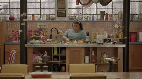 Que viva el amor (2021) - Episode 10 poster and promotional image
