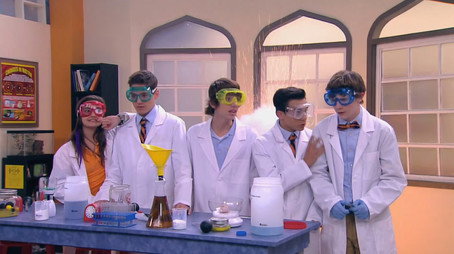 Every Witch Way Сезон 1