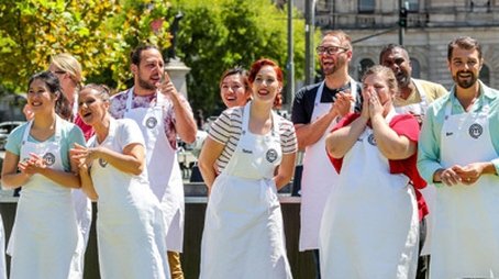 South Australia Mystery Box Challenge & Night Market Team Challenge (2018) - Episode 25 poster and promotional image