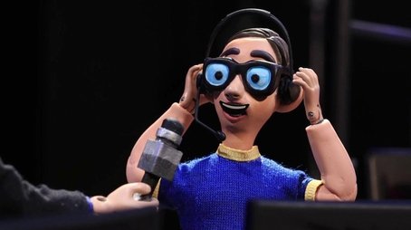 Fila Ogden in: Maggie's Got a Full Load (2019) - Episode 3 poster and promotional image