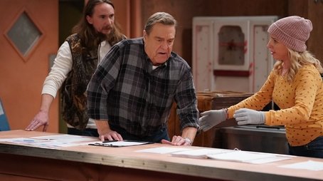 Mud Turtles, a Good Steak and One Man in a Tub (2020) - Episode 11 poster and promotional image