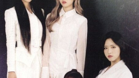 Season 23 – Go Won & Olivia Hye / Yves & Chuu (2019) - Season 23 poster and promotional image