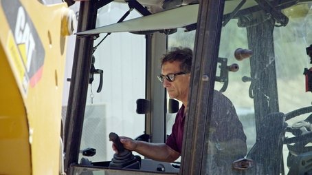 No Stone Unturned (2016) - Episode 4 poster and promotional image