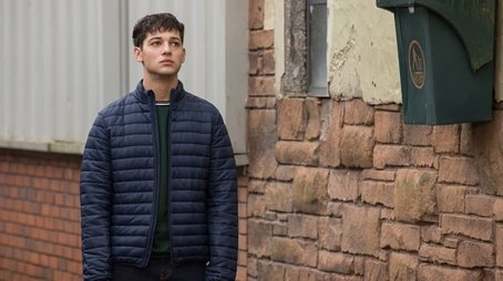 #Hollyoaks (2021) - Episode 41 poster and promotional image
