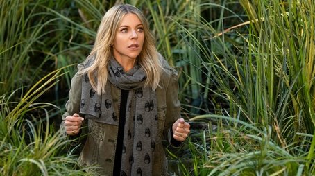 Dee Sinks in a Bog (2021) - Episode 7 poster and promotional image