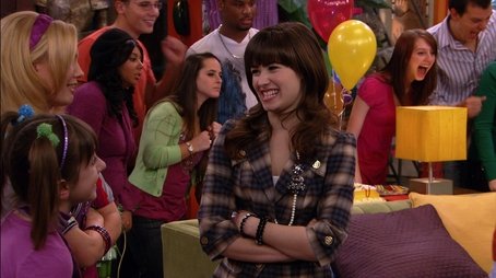 Sonny in the Middle (2009) - Episode 19 poster and promotional image