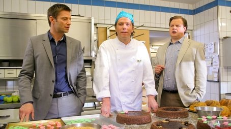 Ausgebacken (2013) - Episode 11 poster and promotional image
