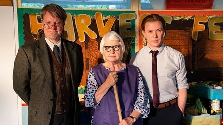 Mr King (2022) - Episode 2 poster and promotional image
