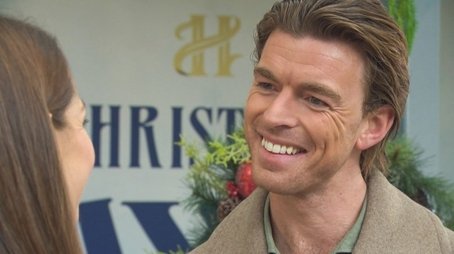 Hollyoaks at Christmas: Episode 7 (2023) - Episode 263 poster and promotional image