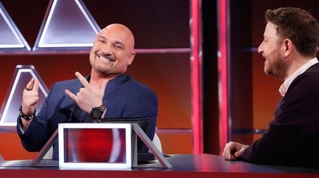 Bridget Moynahan vs. Jay Glazer and Chris Sullivan vs. Jennie Garth (2019) - Episode 8 poster and promotional image