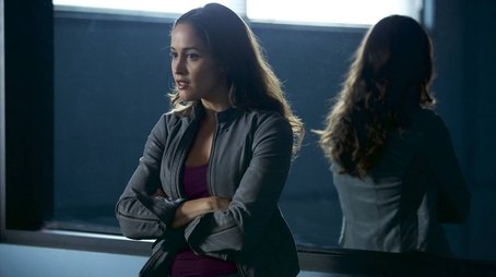 Fashionistas and Fasciitis (2015) - Episode 9 poster and promotional image