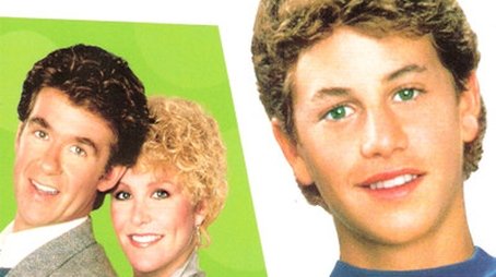 Season 1 (1985) - Season 1 poster and promotional image