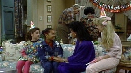 Aunt Larnese Is Coming to Town (1988) - Episode 11 poster and promotional image