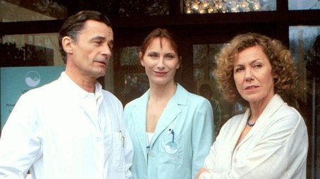 Im Netz der Spinne (1997) - Episode 9 poster and promotional image