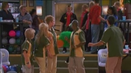 Bowling (2006) - Episode 13 poster and promotional image