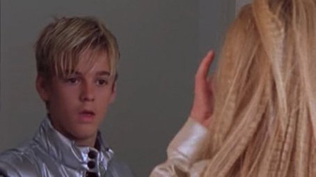 Und hier kommt: Aaron Carter