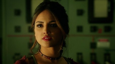 La Reina (2016) - Episode 2 poster and promotional image