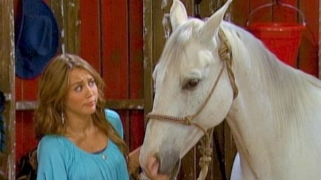 Miley Says Goodbye? (1) (2010) - Episode 30 poster and promotional image