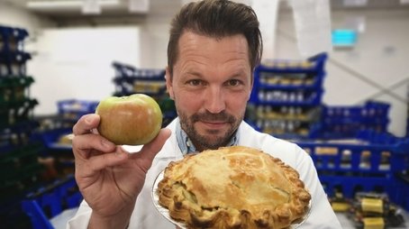 Food Unwrapped Does Great Britain (2021) - Episode 68 poster and promotional image