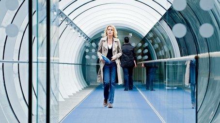 Lindholm - The Golden Band (2012) - Episode 33 poster and promotional image
