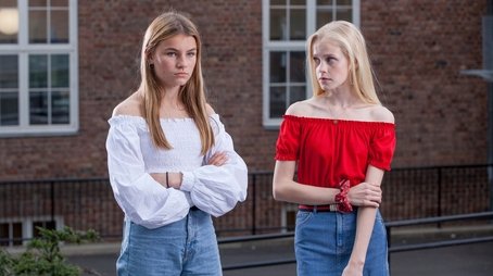 The mobile thief part 2 (2019) - Episode 25 poster and promotional image