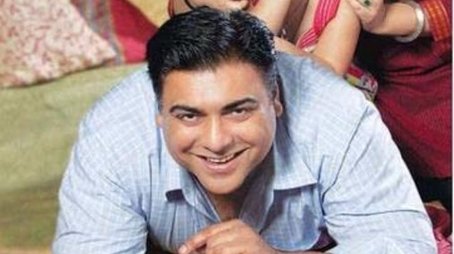 Bade Achhe Lagte Hai (2011) poster