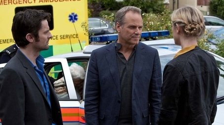 Paradise Lost (1) (2012) - Episode 5 poster and promotional image