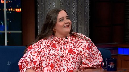 Aidy Bryant, Alex Edelman (2022) - Episode 104 poster and promotional image