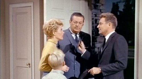 Scheherezade and Her Frying Pan (2) (1964) - Episode 19 poster and promotional image