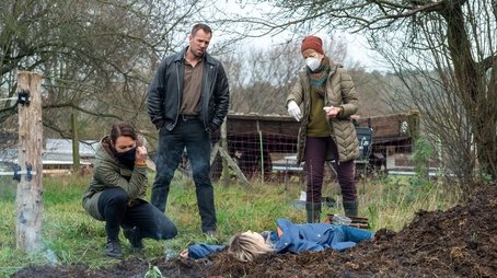 Episode 6 (2021) - Episode 6 poster and promotional image