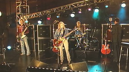 Two Hour Special Feat. Sheryl Crow (2002) - Episode 19 poster and promotional image