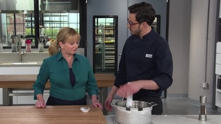 Sous Vide for Everybody (2019) - Episode 8 poster and promotional image