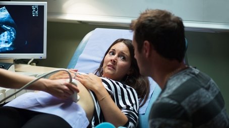 24/08/2015 (2015) - Episode 135 poster and promotional image