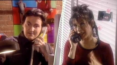 La St-Valentin 2 - Le baptême - Au téléphone 4 (1999) - Episode 11 poster and promotional image