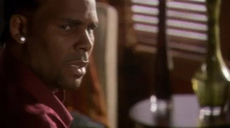 Trapped in the Closet Évad 1