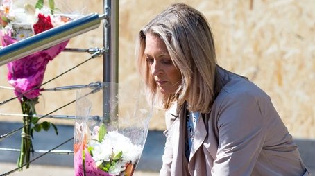 21/09/2017 (2017) - Episode 150 poster and promotional image