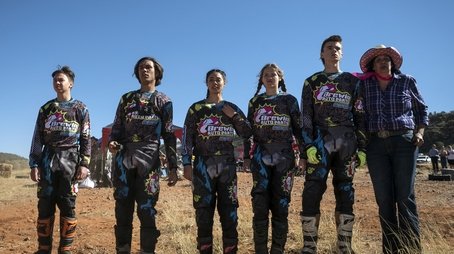 Episode 7 (2022) - Episode 7 poster and promotional image