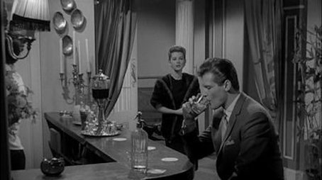 The Loaded Tourist (1962) - Episode 5 poster and promotional image