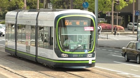 Hiroshima Electric Railway: On Track on the Streets (2019) - Episode 8 poster and promotional image