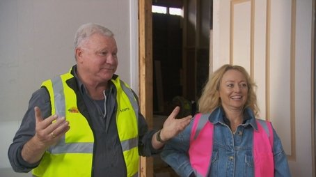 Master Bedroom & Walk in Robe Week (3) (2022) - Episode 16 poster and promotional image