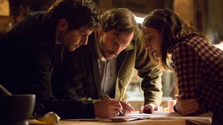 Endangered (2013) - Episode 19 poster and promotional image