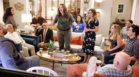 Golden Globes Party (2018) - Episode 9 poster and promotional image