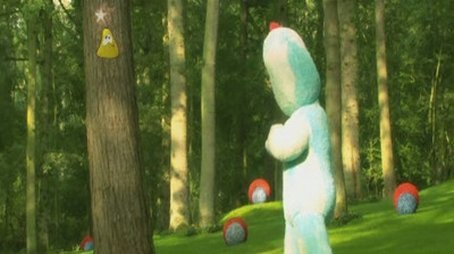 The Pontipines Find Igglepiggle's Blanket (2007) - Episode 35 poster and promotional image