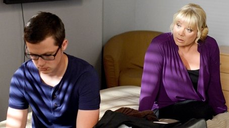 25/09/2014 (2014) - Episode 151 poster and promotional image